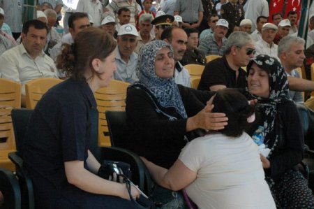 Şehit Annesi: Ağlamam, Düşmanları Sevimdirmem