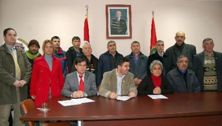 Şehit Annesi: Bizim Çocuklarımız 1 Metrekarede Yatıyor