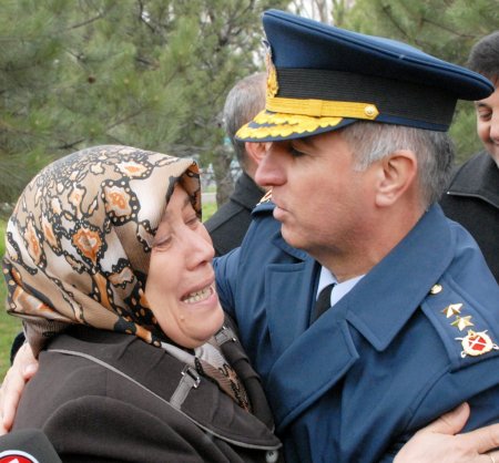 Şehit annesi: Komutanını bir görsem, yakasını bir tutsam