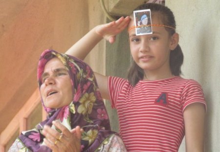 Şehit Annesi: Oğlum Bizden Önce Cennete Gitti, Bizi De Cennete Götürecek