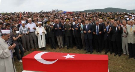 Şehit Asker Jandarma Çavuş Necmettin Torun'nun Cenaze Töreni