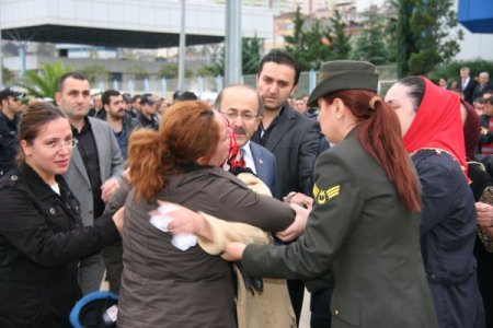 Şehit askerin 23 günlük eşi: Sana doyamadım