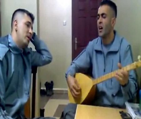 Şehit Astsubay Bayram'dan Yürekleri Sızlatan Türkü