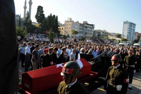 Şehit Astsubay Bedri Nayim, son yolculuğuna uğurlandı