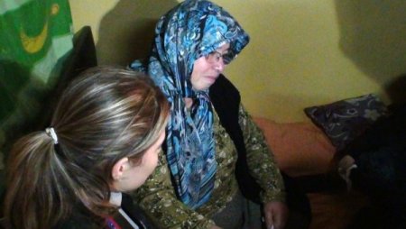 Şehit Astsubay Erkan Yalçın'ın baba evine ateş düştü(2)