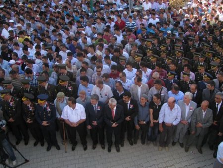 Şehit Astsubay Gümüş, Son Yolculuğuna Damatlığıyla Uğurlandı
