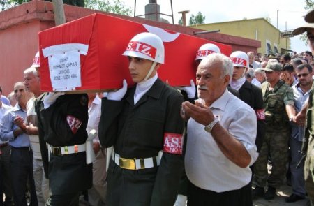 Şehit Başçavuş Çapar Osmaniye’de son yolculuğuna uğurlandı