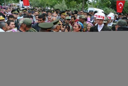 Şehit Başçavuş Çapar Osmaniye’de son yolculuğuna uğurlandı