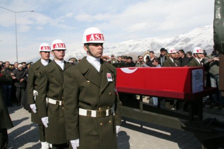 Şehit Bayram, Son Yolculuğuna Dualarla Uğurlandı