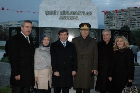 Şehit diplomatlar, Davutoğlu’nun katıldığı törenle anıldı