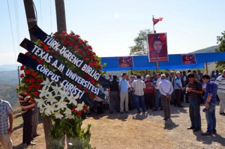 Şehit Emrah Kartal, Texas Üniversitesi'nde master yapmış