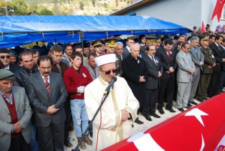 Şehit Erdal Tekin, memleketi Adana'da toprağa verildi