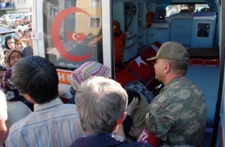 Şehit Erdönmez Afyonkarahisar'da Toprağa Verildi