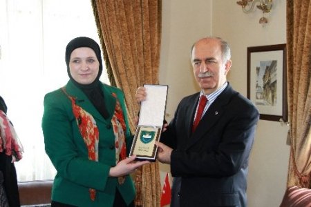 Şehit eşi Bosnalı bayan belediye başkanı, işbirliği için Bursa’da
