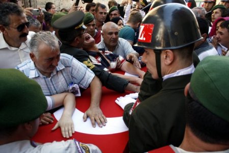 Şehit Güleç, binlerce insan tarafından ebediyete uğurlandı