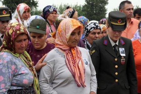 Şehit Jandarma Komando Çavuş Serdar Yeşilyurt Toprağa Verildi
