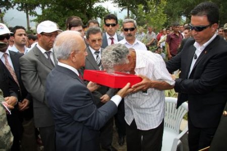 Şehit Jandarma Komando Çavuş Serdar Yeşilyurt Toprağa Verildi