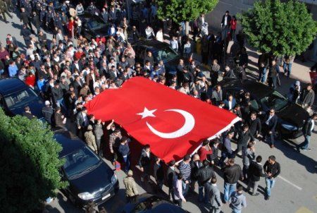 Şehit karakol komutanı İskenderun'da tekbirler eşliğinde uğurlandı