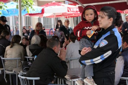Şehit Oğluna Acı Haberi Annesi Verdi
