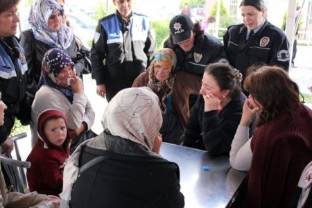 Şehit Oğluna Acı Haberi Annesi Verdi