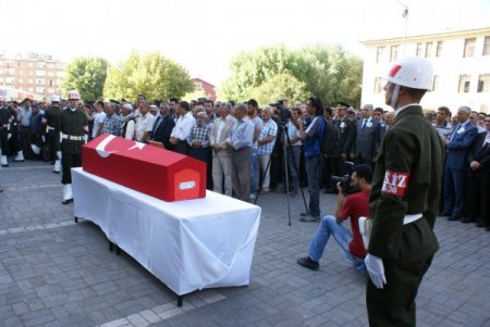 Şehit onbaşı Emin Çağun, Iğdır'da ebediyete uğurlandı