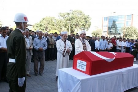 Şehit onbaşı Emin Çağun, Iğdır'da ebediyete uğurlandı