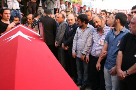 Şehit Onbaşı Onur Fikret Dülger, son yolculuğuna uğurlandı