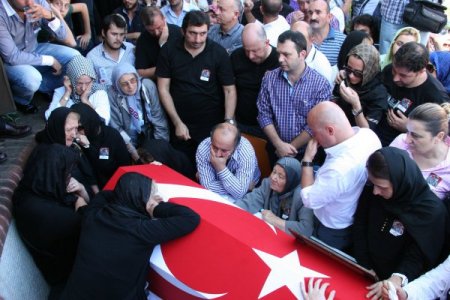 Şehit Onbaşı Onur Fikret Dülger'in naaşı memleketi Trabzon’a getirildi