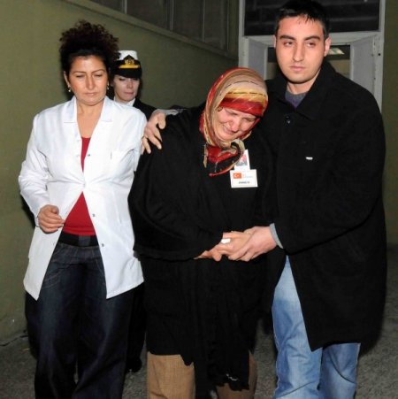 Şehit Pilot Üsteğmen Dilsiz'in Cenazesi Mersin'e Getirildi