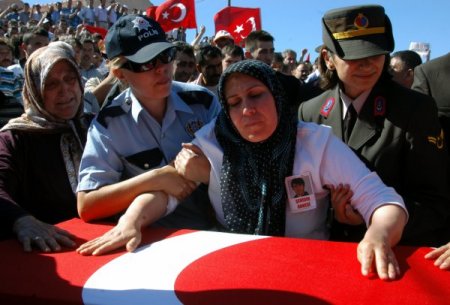 Şehit Piyade Er Türkmen Son Yolculuğuna Uğurlandı