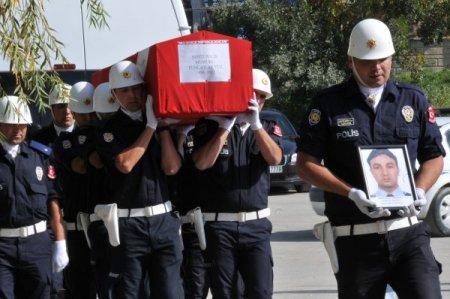 Şehit polis gözyaşları ile uğurlandı