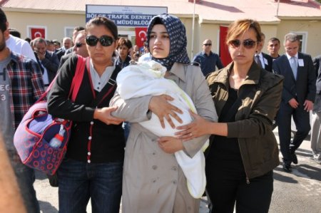 Şehit polis gözyaşları ile uğurlandı