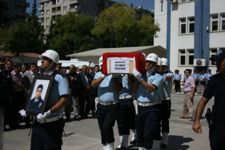Şehit Polis Memleketine Uğurlandı