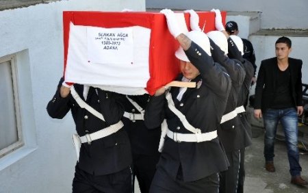 Şehit polis memuru Ağca'nın cenazesi memleketi Kozan’da toprağa verildi