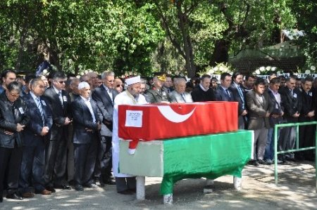 Şehit polis memuru Ağca'nın cenazesi memleketi Kozan’da toprağa verildi