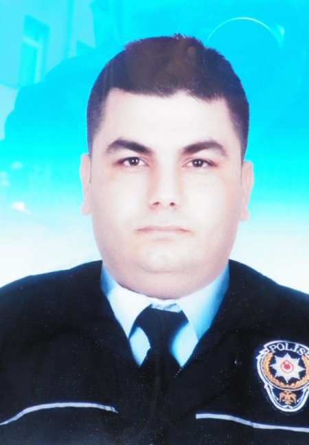 Şehit Polis Memuru Gözyaşları İle Toprağa Verildi