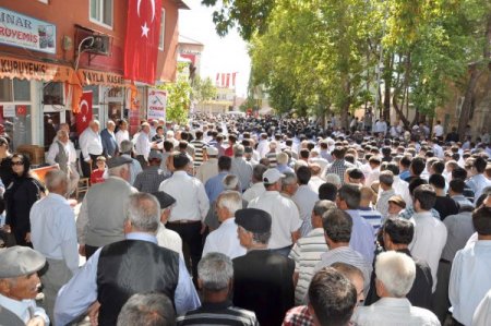 Şehit polis memuru Mahmut Kayan, son yolculuğuna uğurlandı