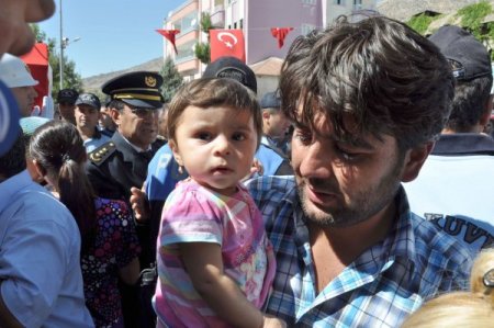 Şehit polis memuru Mahmut Kayan, son yolculuğuna uğurlandı