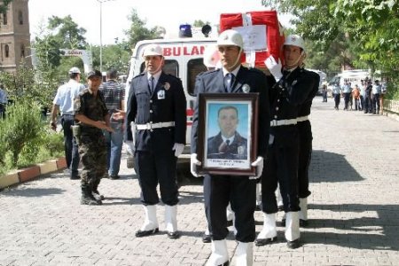 Şehit Polis Memuru Memleketine Uğurlandı