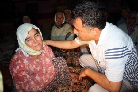 Şehit Polis Memurunun Evinde Yas