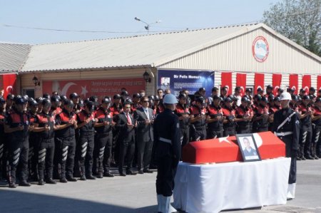 Şehit polis Sinan Aras için tören düzenlendi