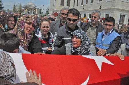 Şehit Polise Hüzünlü Veda