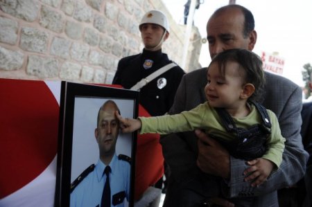 Şehit Polisler, Resmi Törenle Uğurlandı