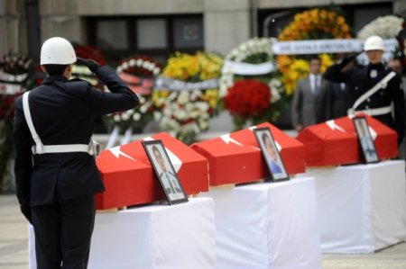 Şehit Polisler, Resmi Törenle Uğurlandı