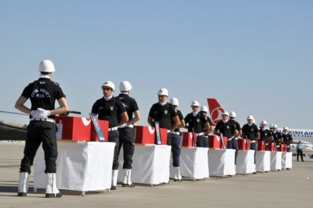 Şehit polisler memleketlerine uğurlandı