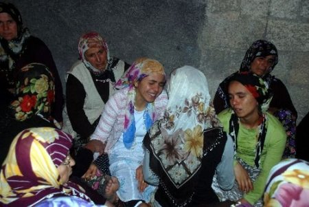 Şehit Sadık Yeniekinci'nin Gaziantep'teki Ailesi Acı Haberle Yıkıldı