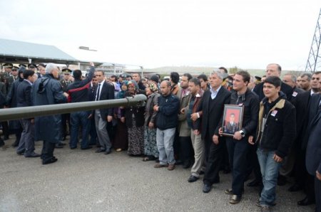 Şehit Serkan Perişan dualarla son yolculuğuna uğurlandı