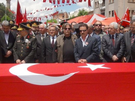 Şehit Teğmen Korhan Kuruçay Çankırı'da Toprağa Verildi