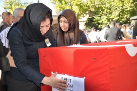 Şehit Üsteğmen Çiftçi, Afyonkarahisar'da toprağa verildi