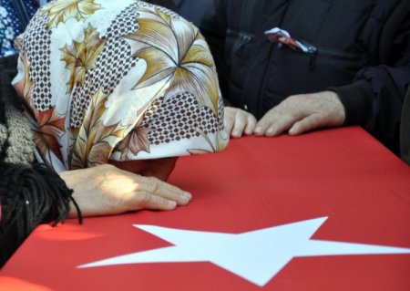 Şehit Üsteğmen Ersan Yenici son yolculuğuna uğurlandı